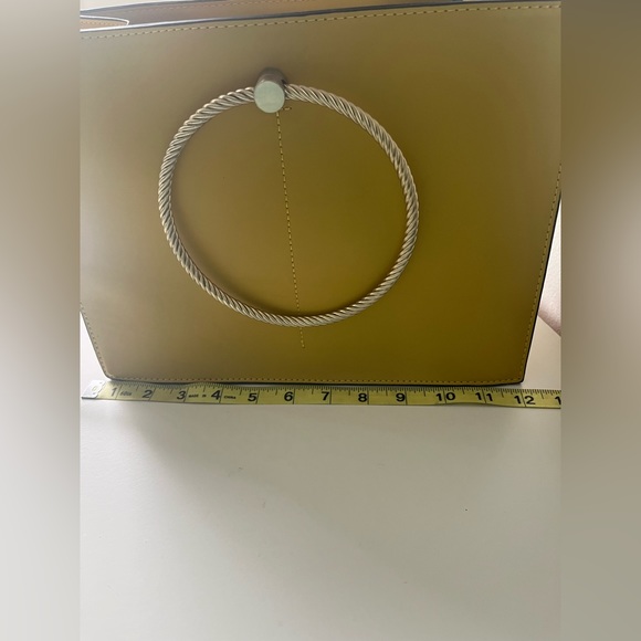 ZARA RARE Unusual Big Square Bag Harvest Gold with Metal Handles EUC - Picture 6 of 8